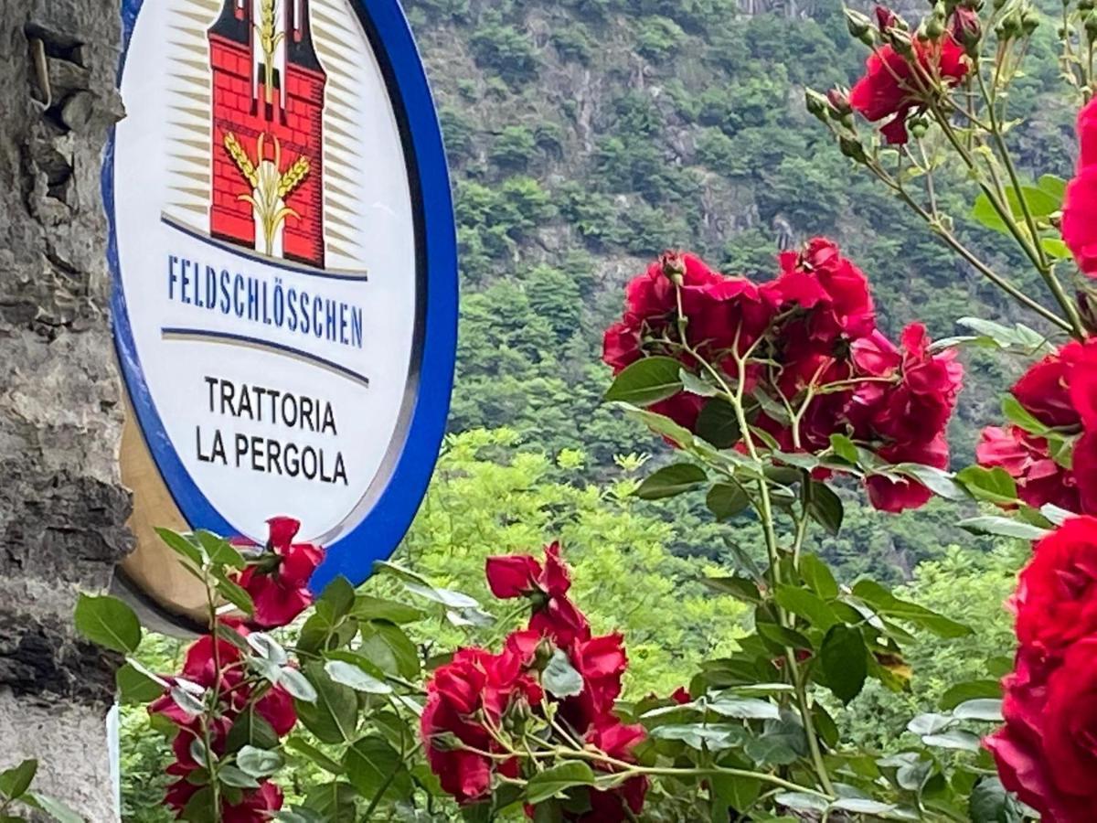 Grotto Pergola Panzió Giornico Kültér fotó